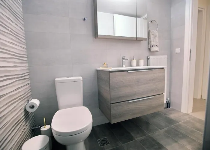 90° - Ninety Degrees *