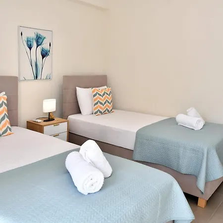 90° - Ninety Degrees *