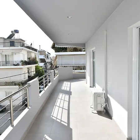 90° - Ninety Degrees